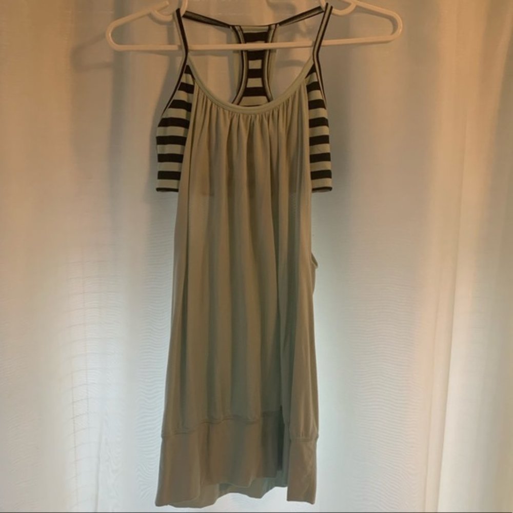 Lululemon No Limits Tank - Size 4